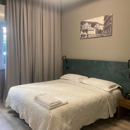 Hotel Graziella アルマ・ディ・タッジャ エクステリア 写真