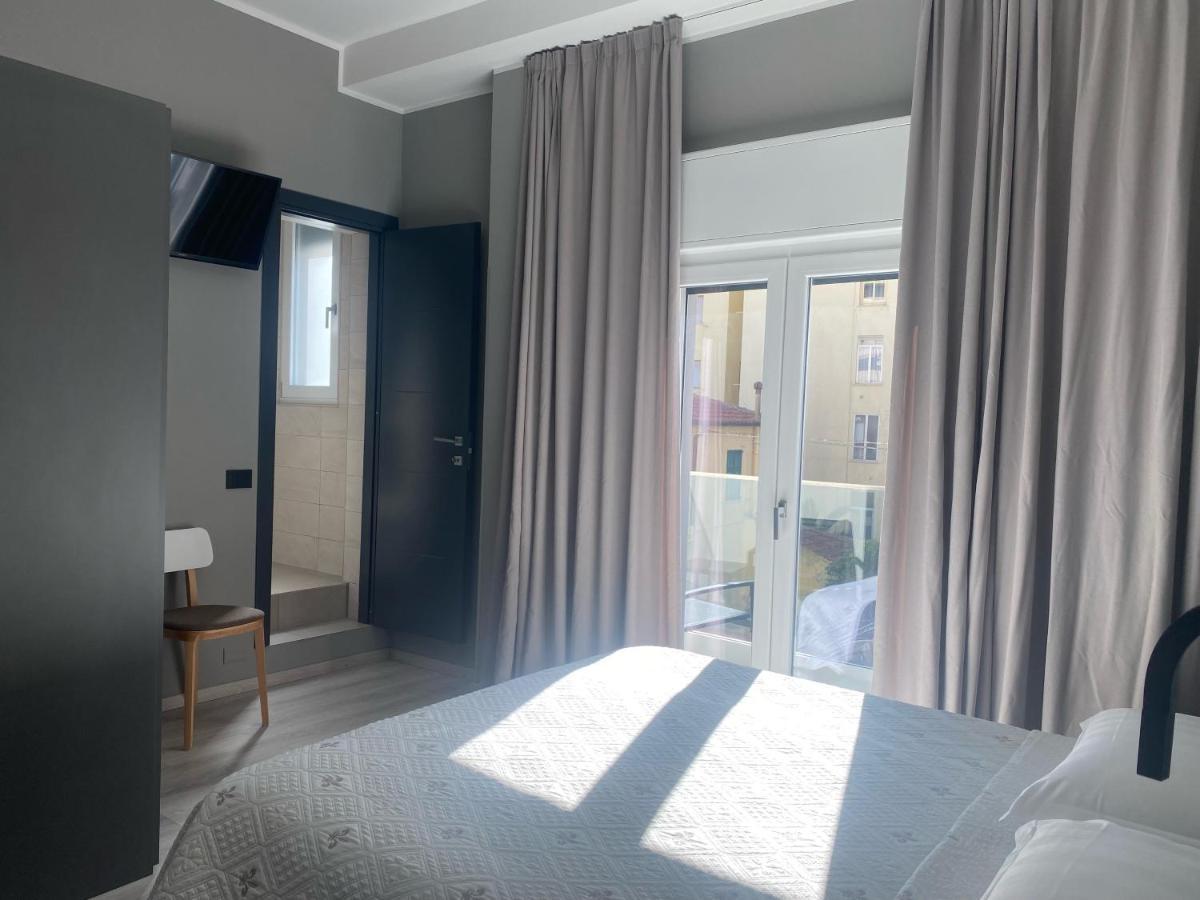 Hotel Graziella アルマ・ディ・タッジャ エクステリア 写真